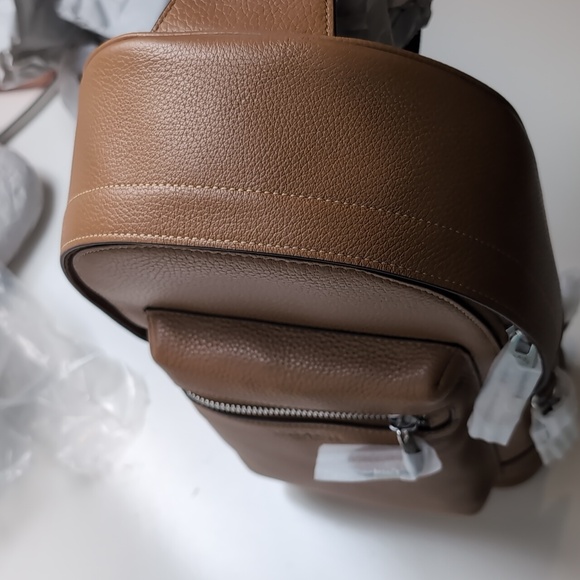 Coach 2540 Mens Refined Pebble Leather West Pack Silver/Light Saddle -Firm Price - Picture 3 of 16